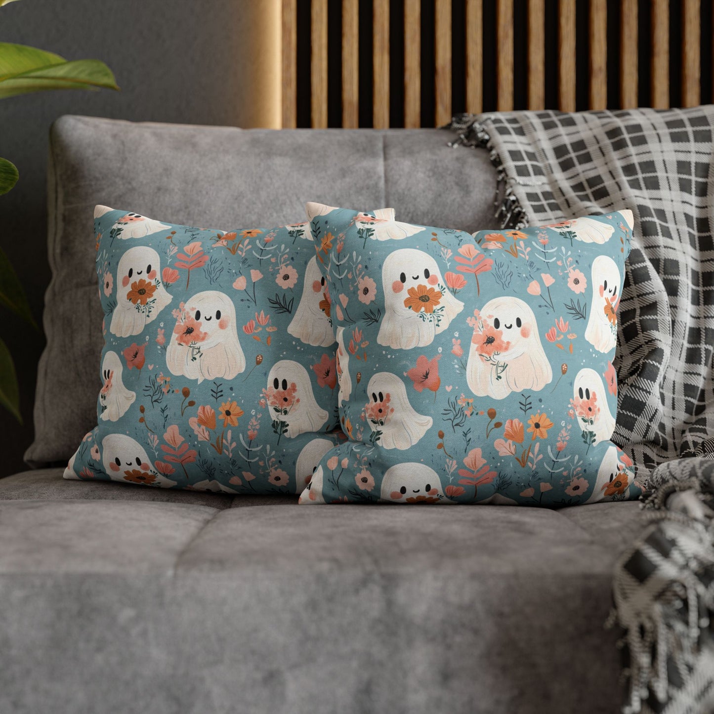 Cute Ghost Floral Pillowcase, Cozy Home Decor, Halloween Decor, Gift for Kids, Bedroom Accessories, Whimsical Cushion Cover
