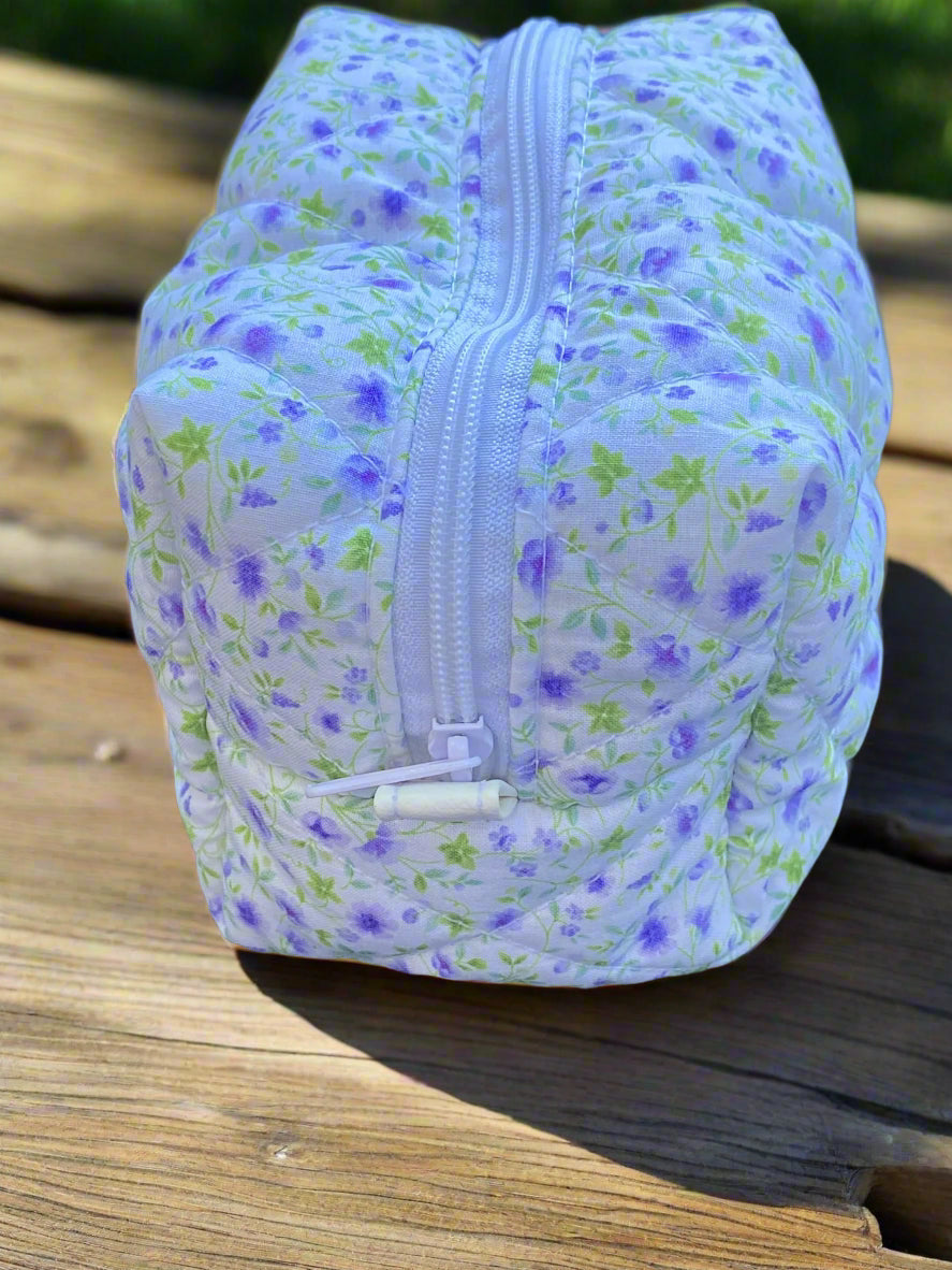 Lavender Dreams Medium Makeup bag