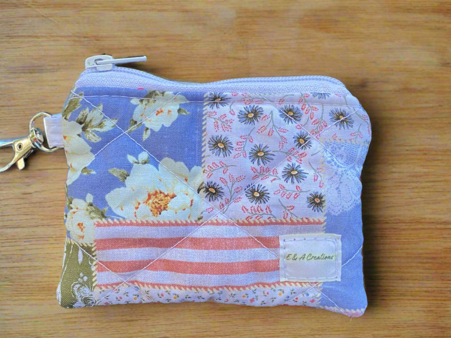 Vintage Picnic Keychain wallet
