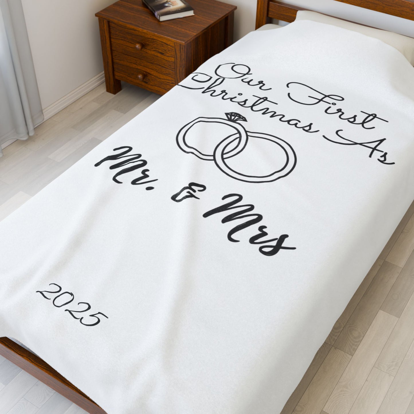 Personalized Mr. & Mrs. Velveteen Plush Blanket | Cozy Wedding Gift, First Holiday, Couple's Keepsake, Home Decor