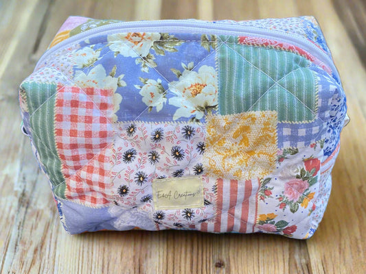 Vintage Picnic Makeup Bag