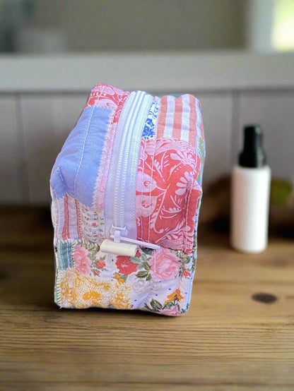 Vintage Picnic Mini Makeup bag
